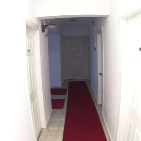 Ada Butik Apartahotel