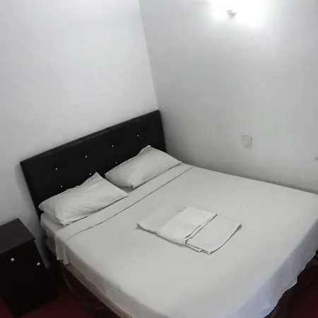 Ada Butik Kuşadası